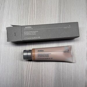 Aveda Mineral Tinted Moisture Hydration Oil-Free Plant Essences 04 Sandstone NIB